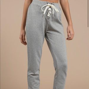 NWT Tobi Chilled Heather Grey Lace up Joggers